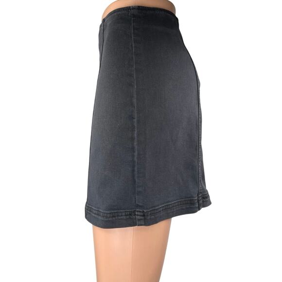 Pacsun Women's Black Mini Straight & Pencil Zipper Denim Jeans Skirt Size 25 - Picture 2 of 5